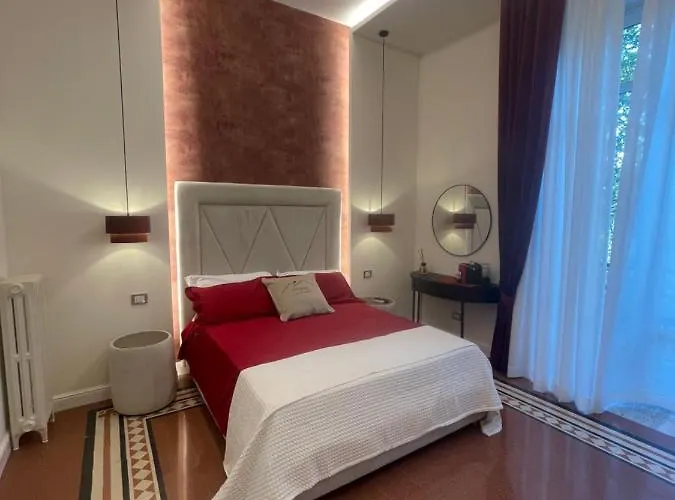 Domus Capodimonte Konukevi 3*