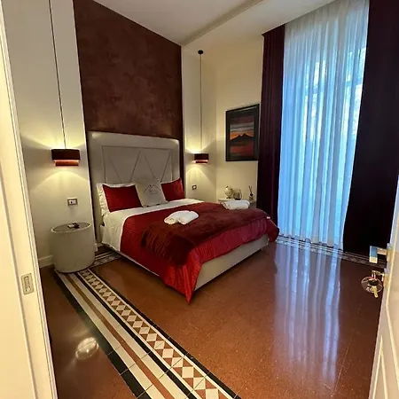 Domus Capodimonte 3*