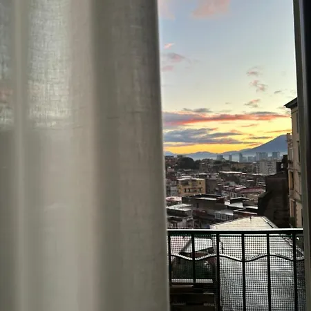 Domus Capodimonte 3*