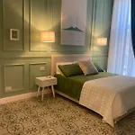 Pensjonat Domus Capodimonte 3*