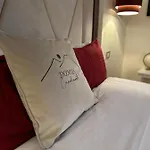 Pensjonat Domus Capodimonte 3*