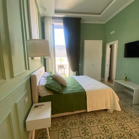 Domus Capodimonte 3* Neapel