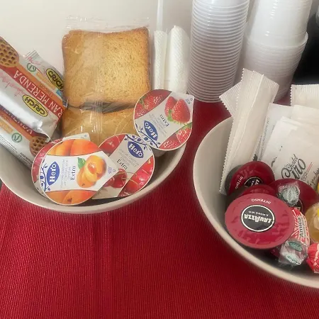 Πανσιόν Domus Capodimonte 3*