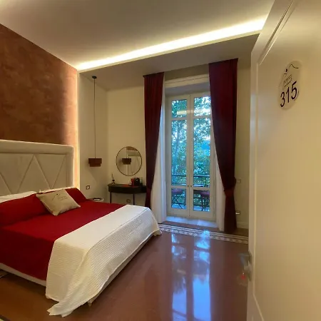 Domus Capodimonte بيت ضيافة