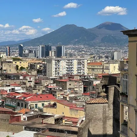 Domus Capodimonte 3*