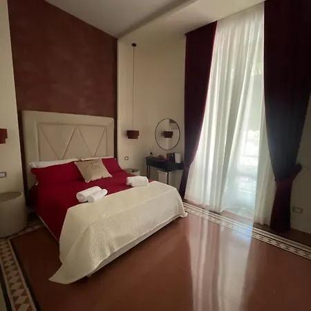 Domus Capodimonte بيت ضيافة