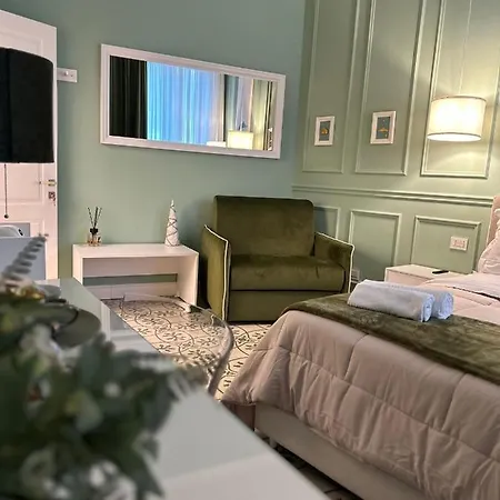 Domus Capodimonte بيت ضيافة نابولي